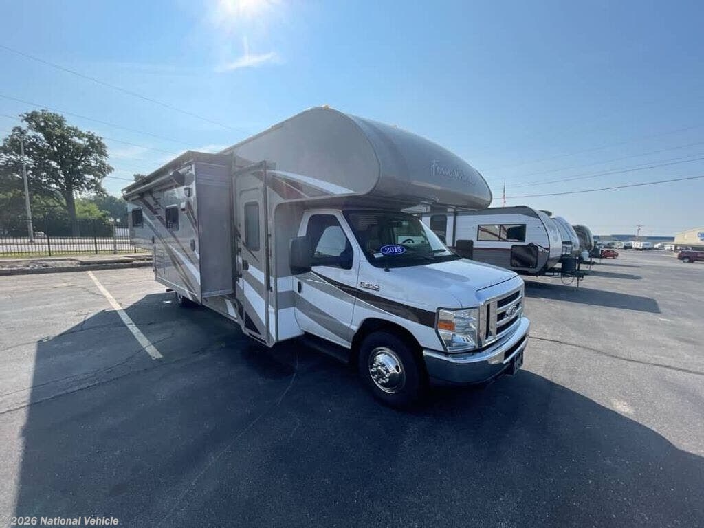 Used 2015  Thor Motor Coach Four Winds 28F by Thor Motor Coach from National Vehicle in Richmond, IN