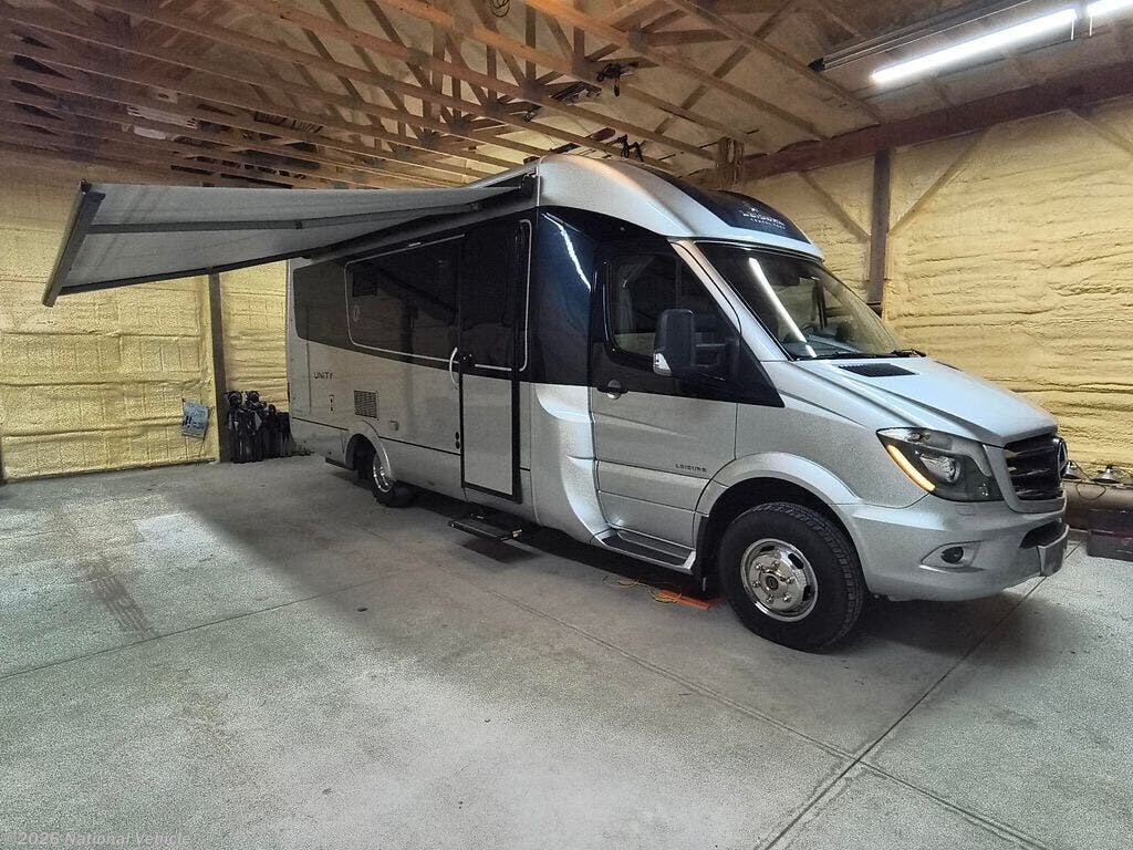 Used 2019  Leisure Travel Unity U24MBL by Leisure Travel from National Vehicle in Beulah, MI