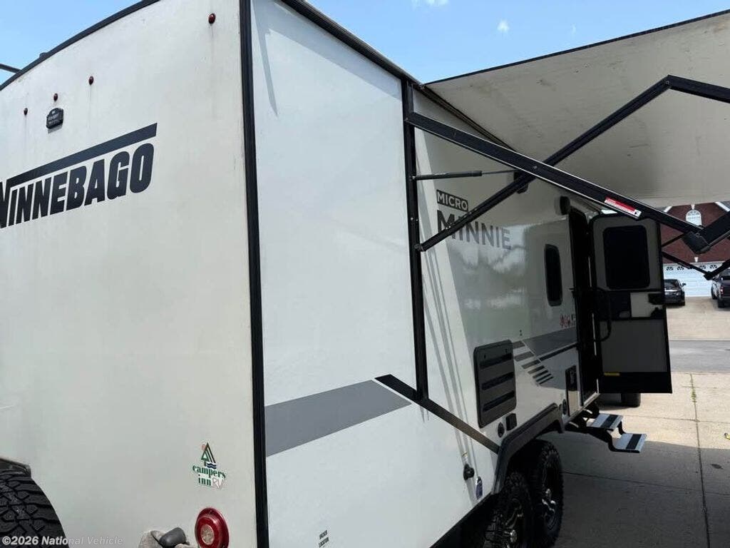 Used 2022  Winnebago Micro Minnie 2306BHS by Winnebago from National Vehicle in Murfreesboro, TN