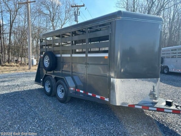 2025 Valley Trailers 26816HD available in Howard, PA