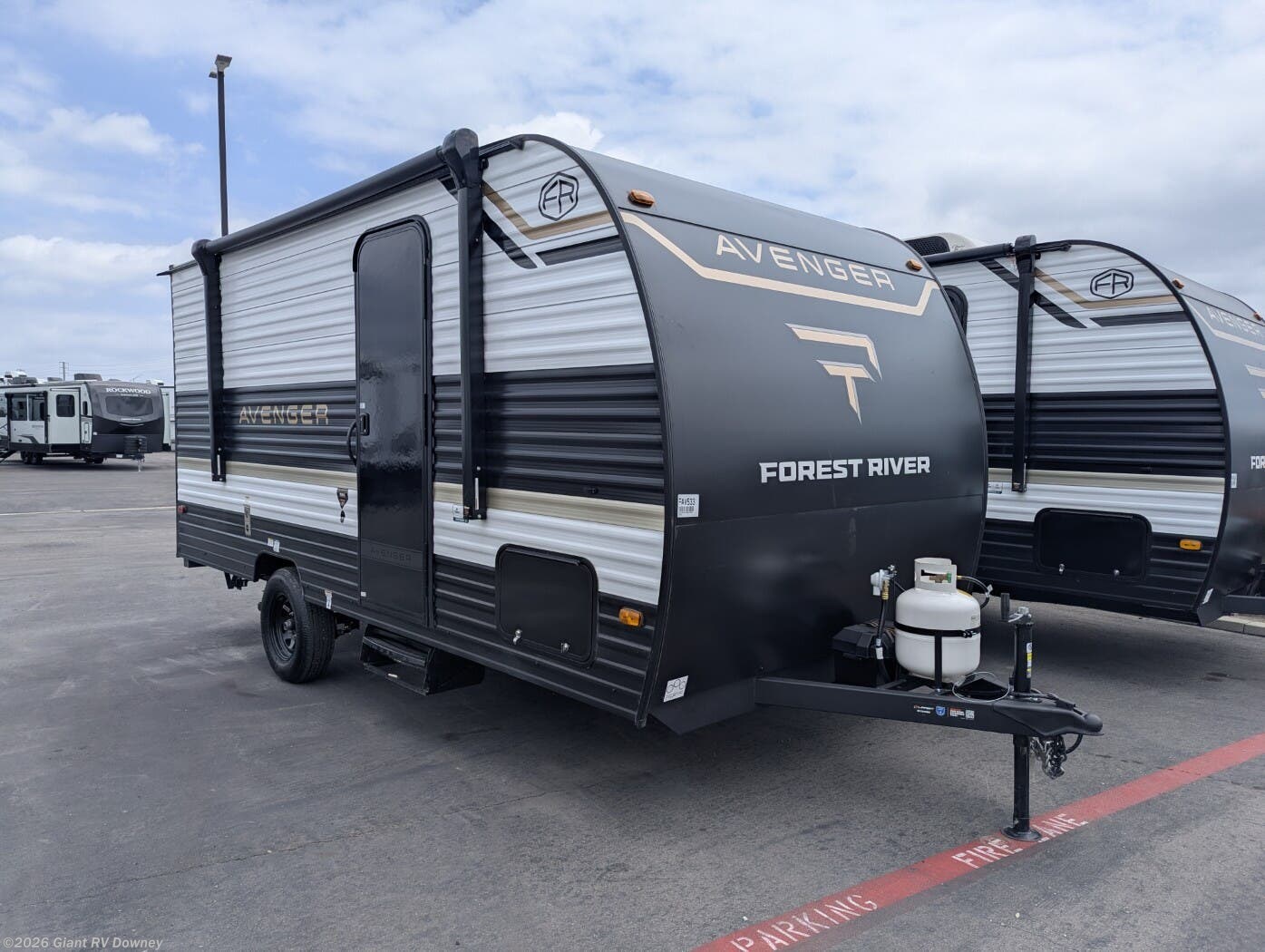 New 2026 Prime Time Avenger 16BHX available in Downey, California