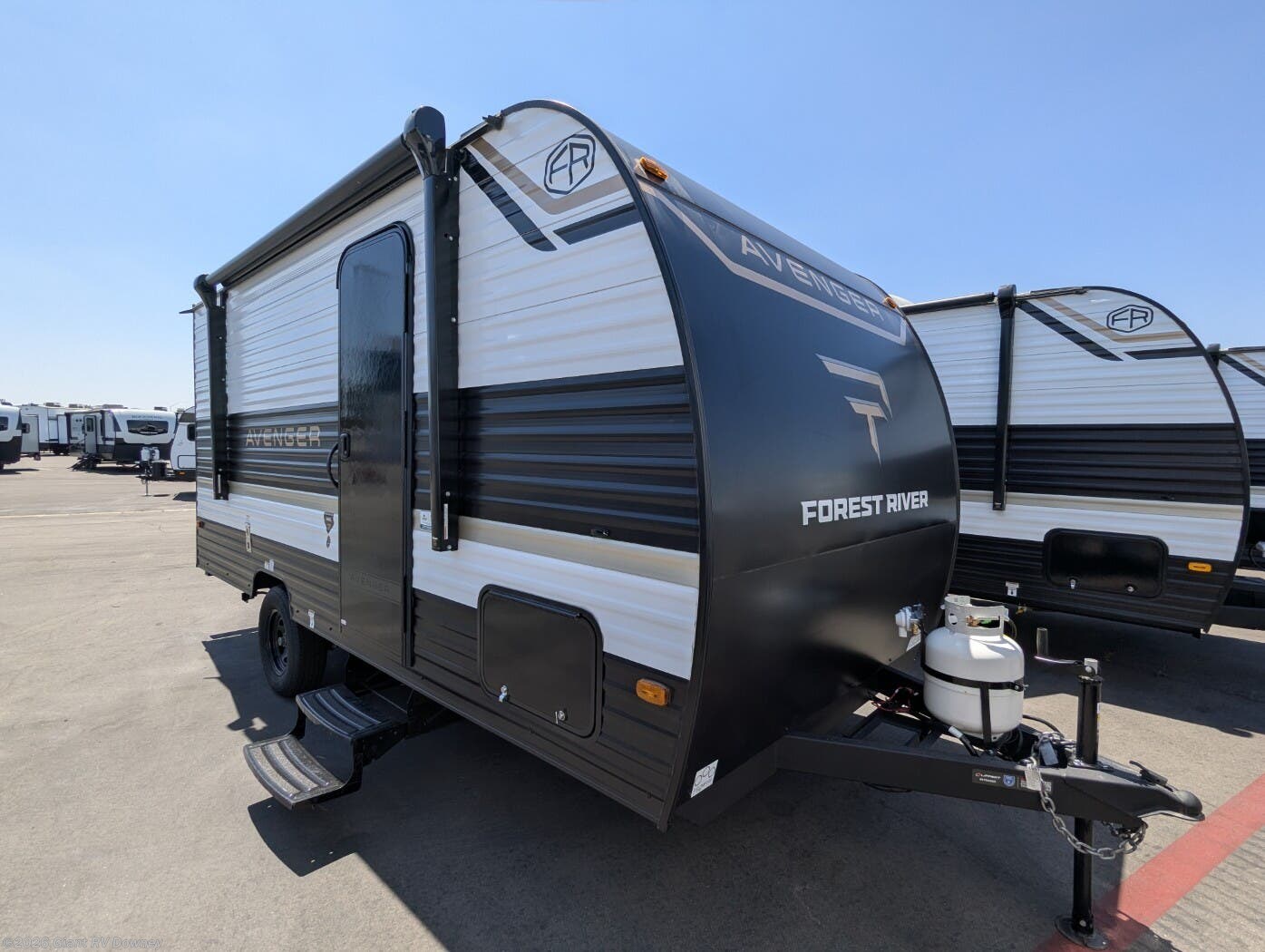 New 2027 Prime Time Avenger LT 16BHX available in Downey, California