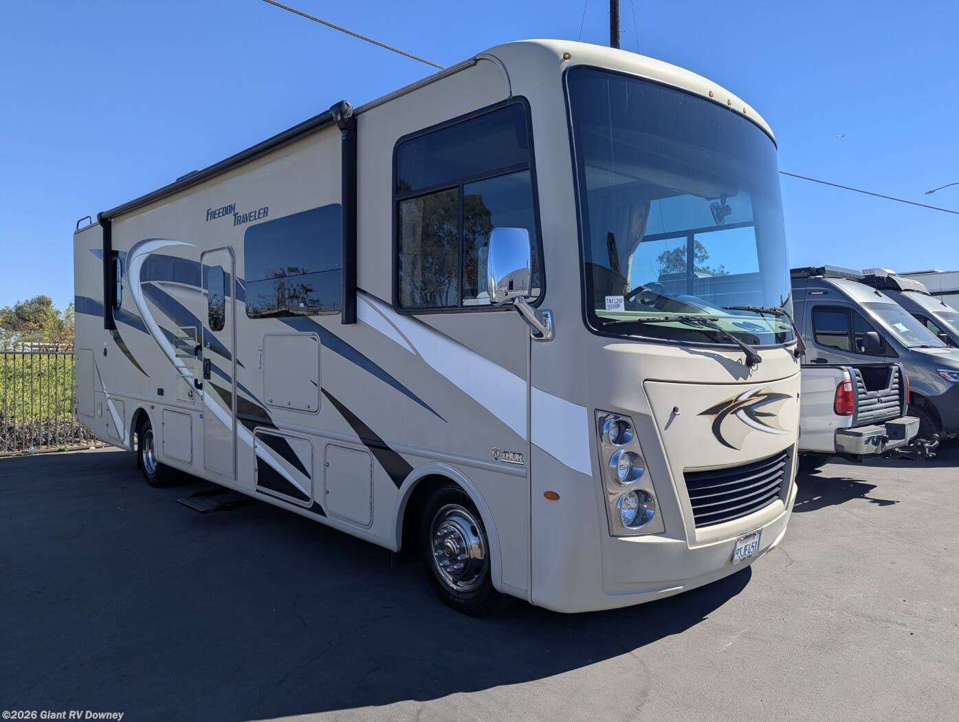 Used 2021  Thor Motor Coach Freedom Traveler A30 by Thor Motor Coach from Giant RV in Downey, CA
