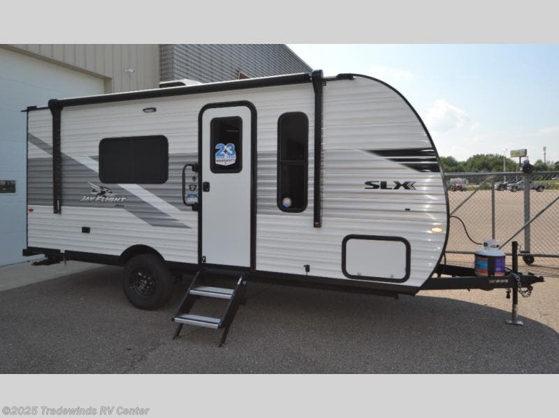 New 2026 Jayco Jay Flight SLX 175FQ available in Clio, Michigan