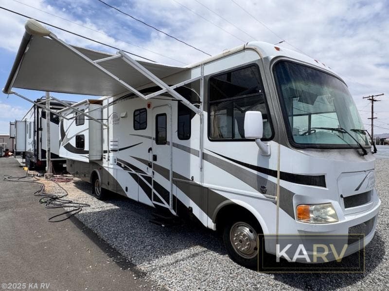 Used 2011 Damon Daybreak 35BD available in Desert Hot Springs, California