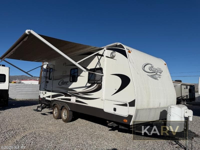 Used 2014 Keystone Cougar X-Lite 21RBS available in Desert Hot Springs, California