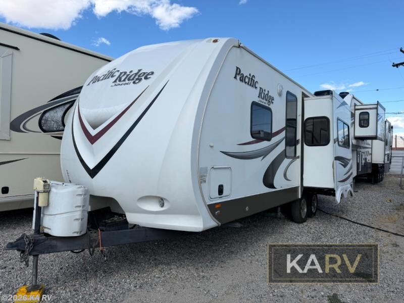Used 2011 Dutchmen Komfort 2410RK available in Desert Hot Springs, California
