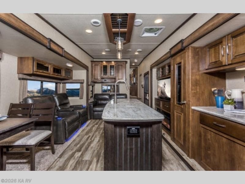 Used 2018 Grand Design Reflection 320MKS available in Desert Hot Springs, California