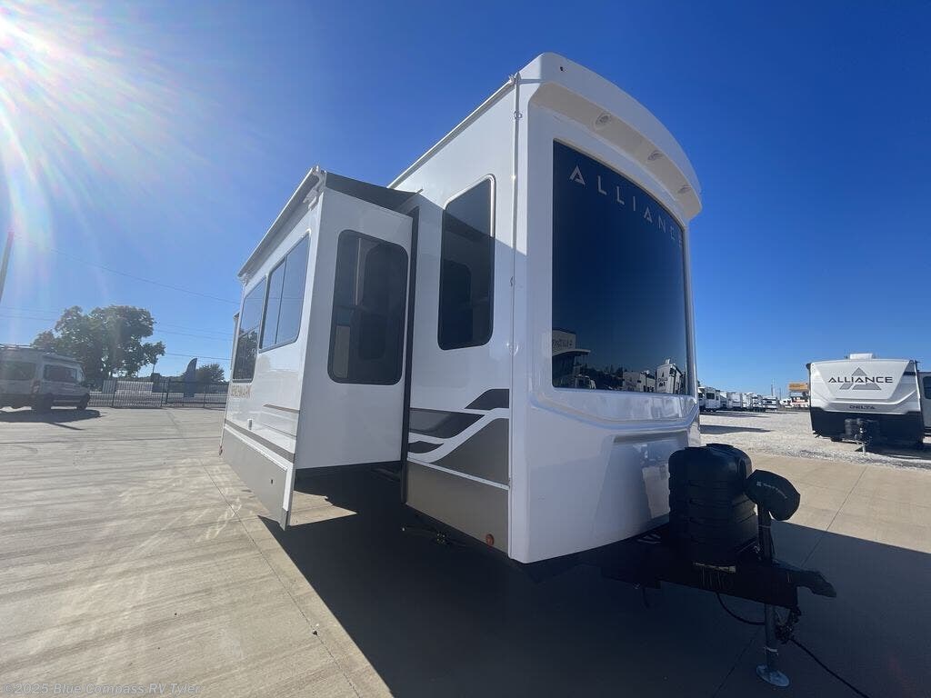 New 2026 Alliance RV Benchmark 42LFT available in Tyler, Texas