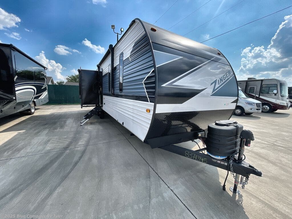 New 2025 CrossRoads Zinger 340RE available in Tyler, Texas