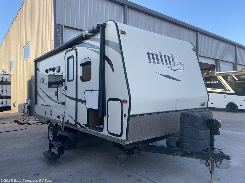 Used 2017 Forest River Rockwood Mini Lite 2104s available in Tyler, Texas