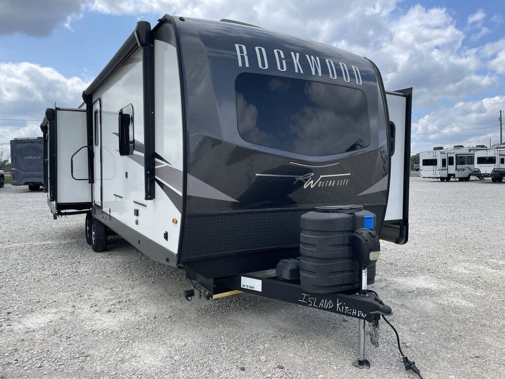 Used 2024 Forest River Rockwood Ultra Lite 2720IK available in Tyler, Texas