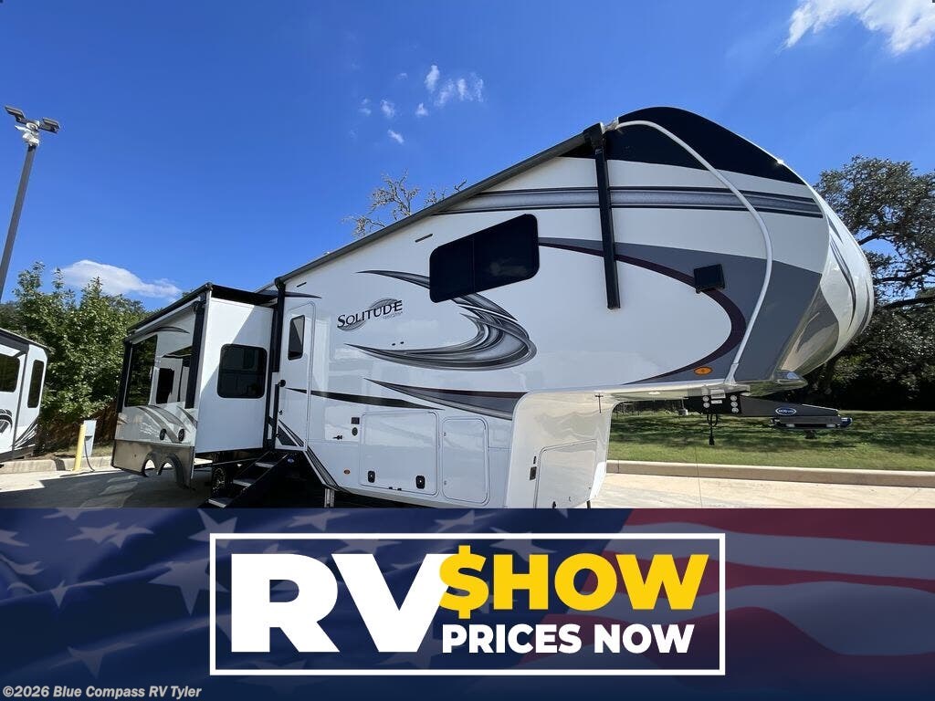 Used 2022  Grand Design Solitude 345GK by Grand Design from Blue Compass RV Tyler in Tyler, TX
