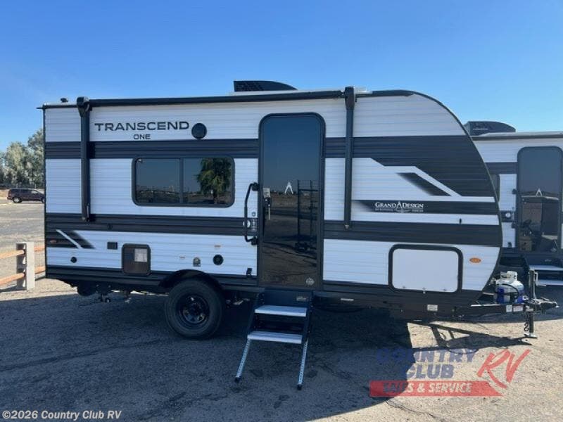 New 2025  Grand Design Transcend One 151RB by Grand Design from Country Club RV in Yuma, AZ