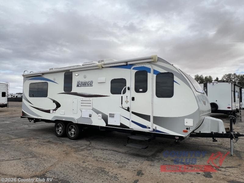 Used 2020  Lance  Lance Travel Trailers 2465 by Lance from Country Club RV in Yuma, AZ