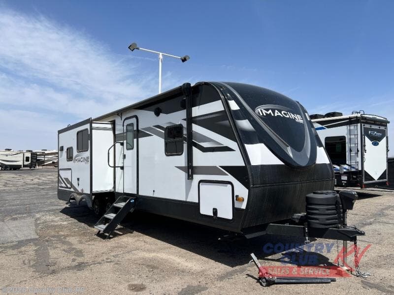 Used 2023  Grand Design Imagine 2670MK by Grand Design from Country Club RV in Yuma, AZ