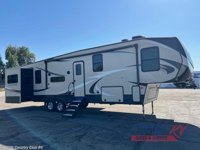 Used 2019  Keystone Cougar 366RDS by Keystone from Country Club RV in Yuma, AZ