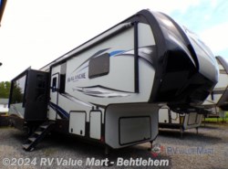 Used 2019 Keystone Avalanche 395BH available in Bath, Pennsylvania