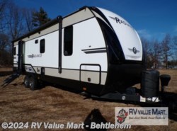 Used 2020 Cruiser RV Radiance Ultra Lite 25RB available in Bath, Pennsylvania