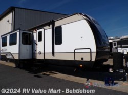 Used 2019 Cruiser RV Radiance Ultra Lite 32BH available in Bath, Pennsylvania