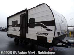 New 2025 Shasta Compact 18FQ available in Bath, Pennsylvania