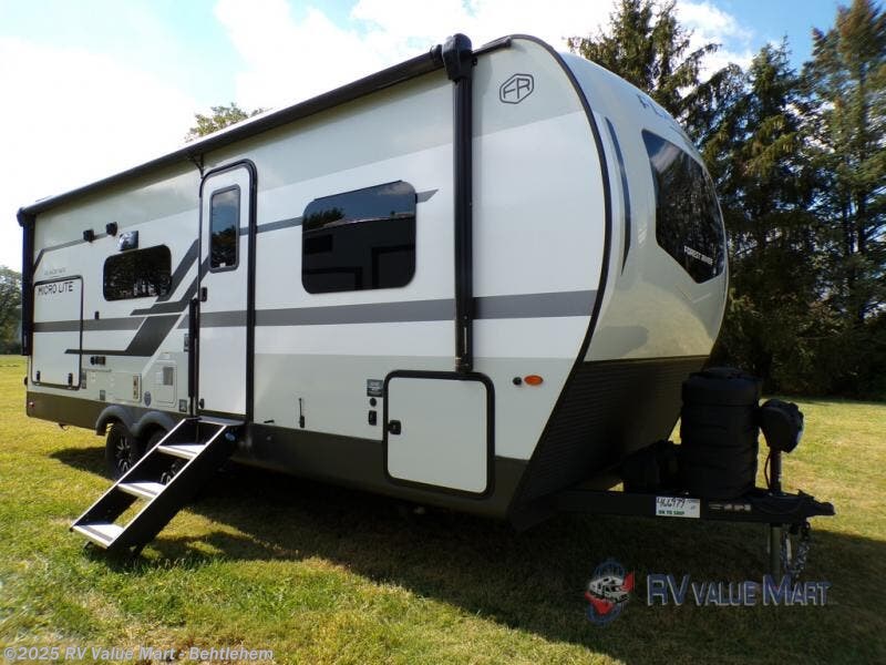 New 2026 Forest River Flagstaff Micro Lite 25BSDS available in Bath, Pennsylvania