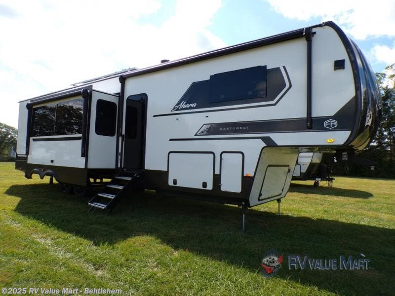 New 2026 East to West Ahara 390DS available in Bath, Pennsylvania
