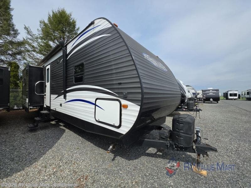 Used 2018 Dutchmen Aspen Trail 3100BHS available in Bath, Pennsylvania