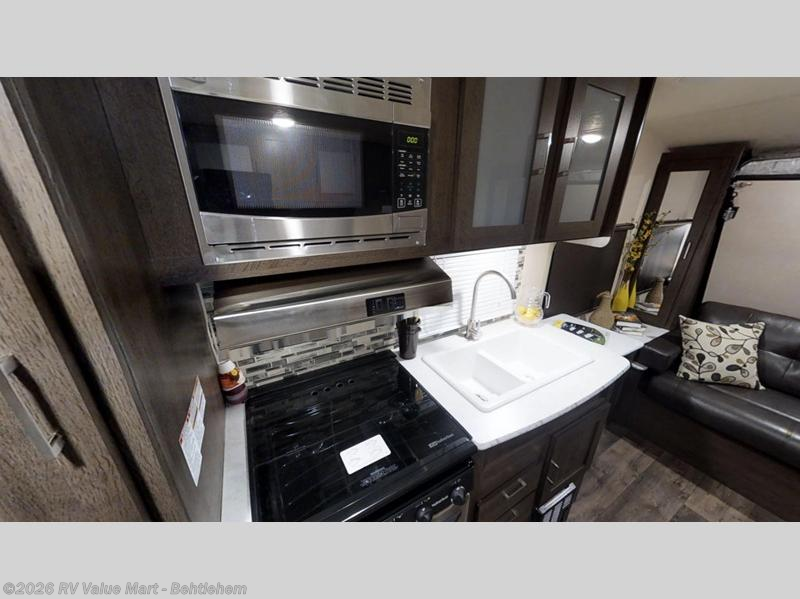 Used 2018 Forest River Salem Cruise Lite 201BHXL available in Bath, Pennsylvania