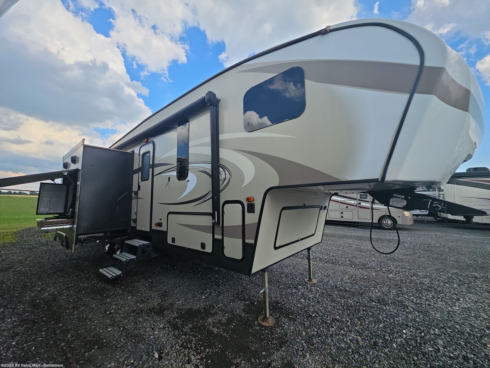 Used 2017 Keystone Cougar X-Lite 28RKS available in Bath, Pennsylvania