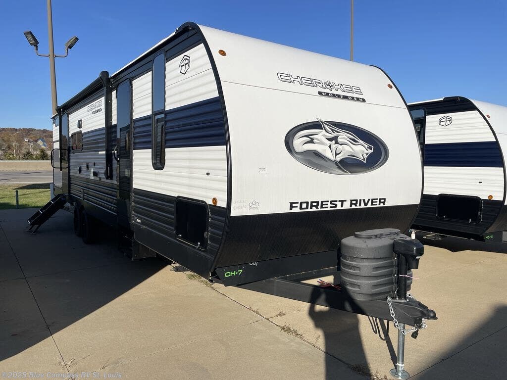 New 2025 Forest River Cherokee Wolf Den 294GEBG available in Eureka, Missouri