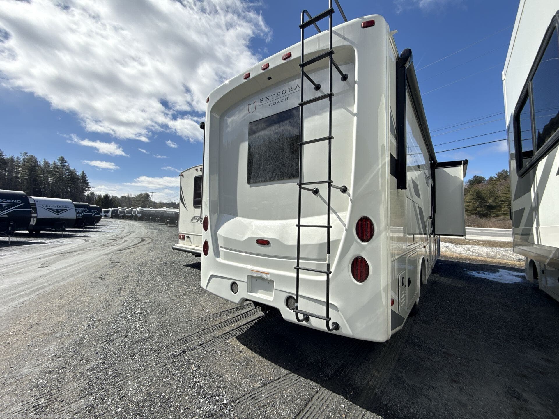 New 2026 Entegra Coach Vision XL 31UL available in Eureka, Missouri