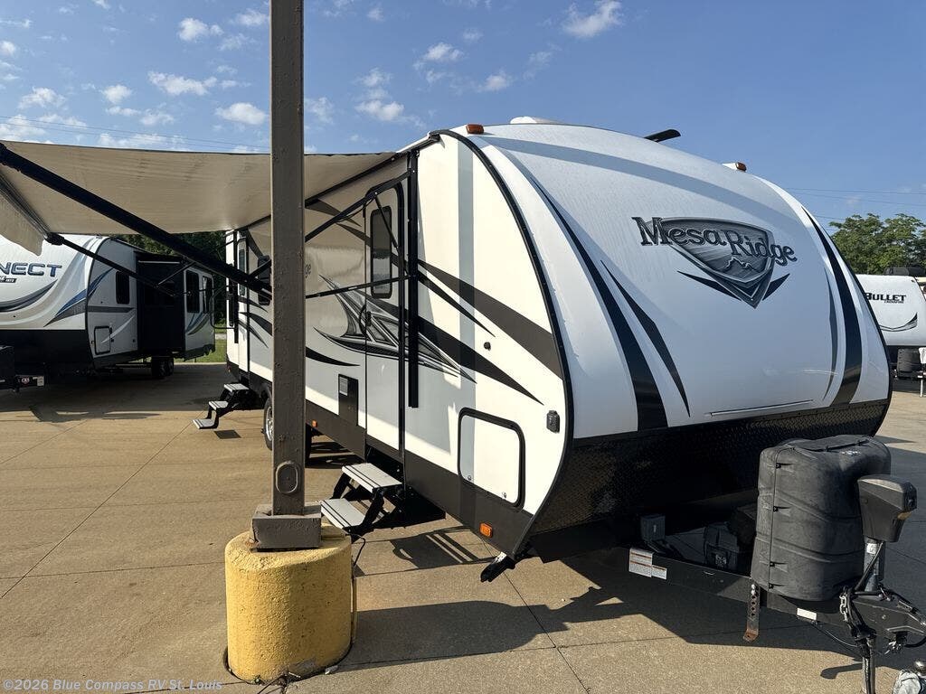 Used 2019 Highland Ridge Mesa Ridge Limited MR271RLS available in Eureka, Missouri
