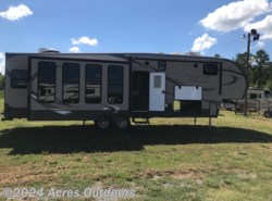  Used 2014 Prime Time Crusader 334CKT available in Livingston, Texas