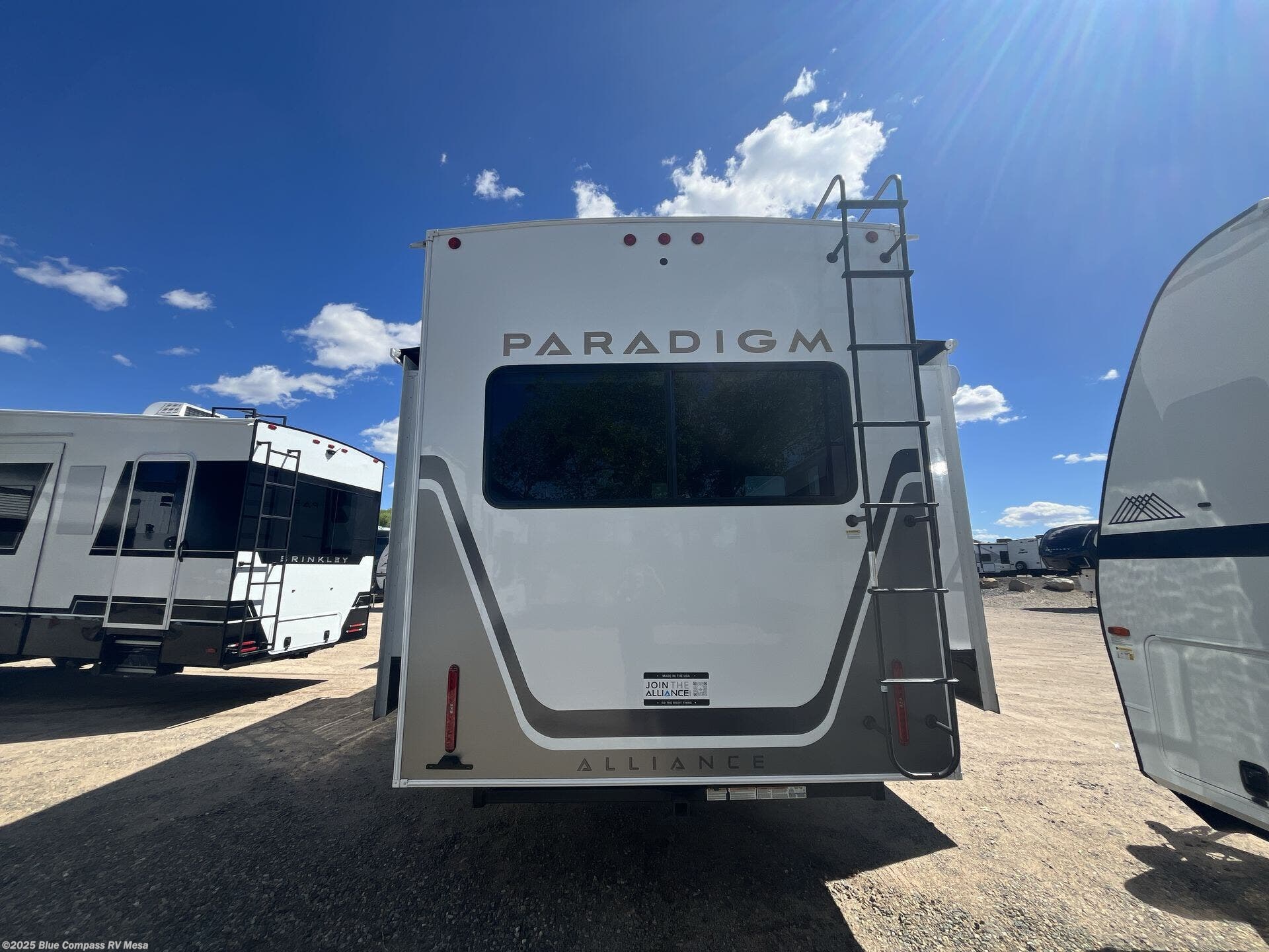New 2025 Alliance RV Paradigm 310RL available in Mesa, Arizona