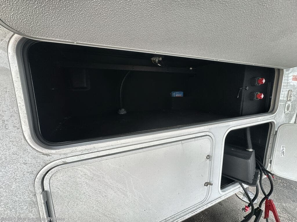New 2026 Alliance RV Paradigm 395DS available in Mesa, Arizona
