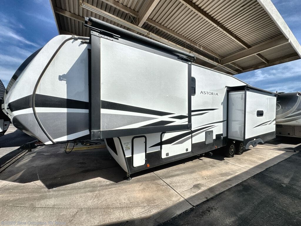 Used 2024 Dutchmen Astoria 3173RLP available in Mesa, Arizona