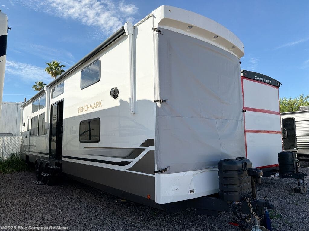 New 2026 Alliance RV Benchmark 44LFT available in Mesa, Arizona