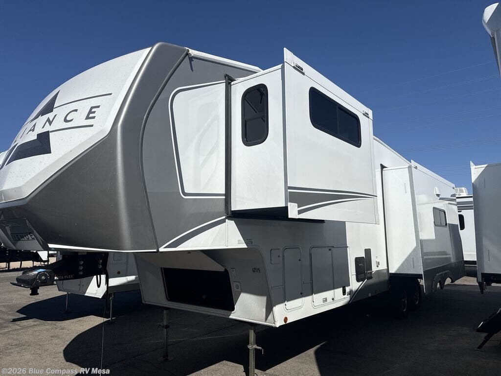 New 2026  Alliance RV Avenue 32RLS by Alliance RV from Blue Compass RV Mesa in Mesa, AZ