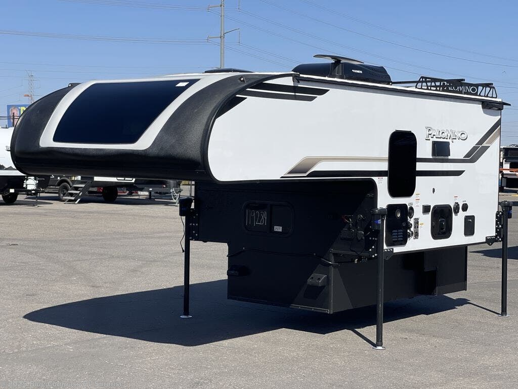 New 2025 Palomino Palomino HS750 available in Surprise, Arizona