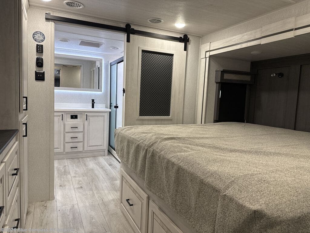 Used 2025 East to West Ahara AHF380FL available in Surprise, Arizona