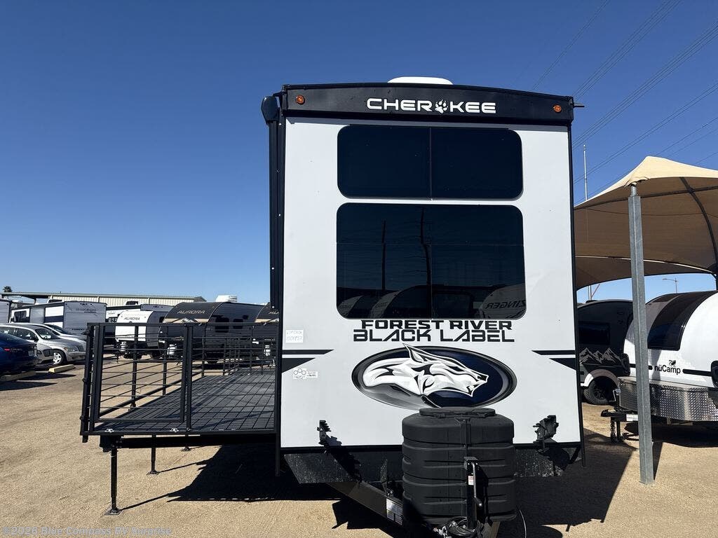 New 2026 Forest River Cherokee Timberwolf Black Label 27MDKBL available in Surprise, Arizona