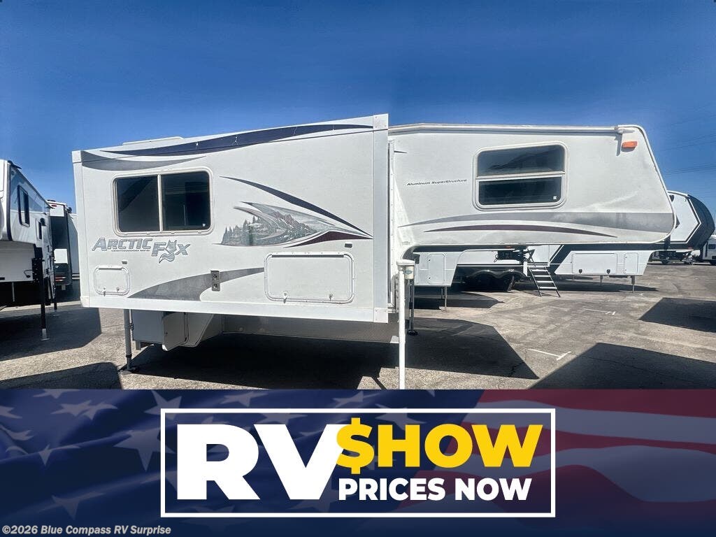 Used 2012 Northwood Arctic Fox Camper 1140 Wet Bath available in Surprise, Arizona