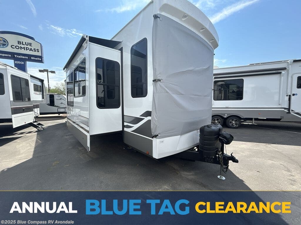 New 2026 Alliance RV Benchmark 42LFT available in Avondale, Arizona