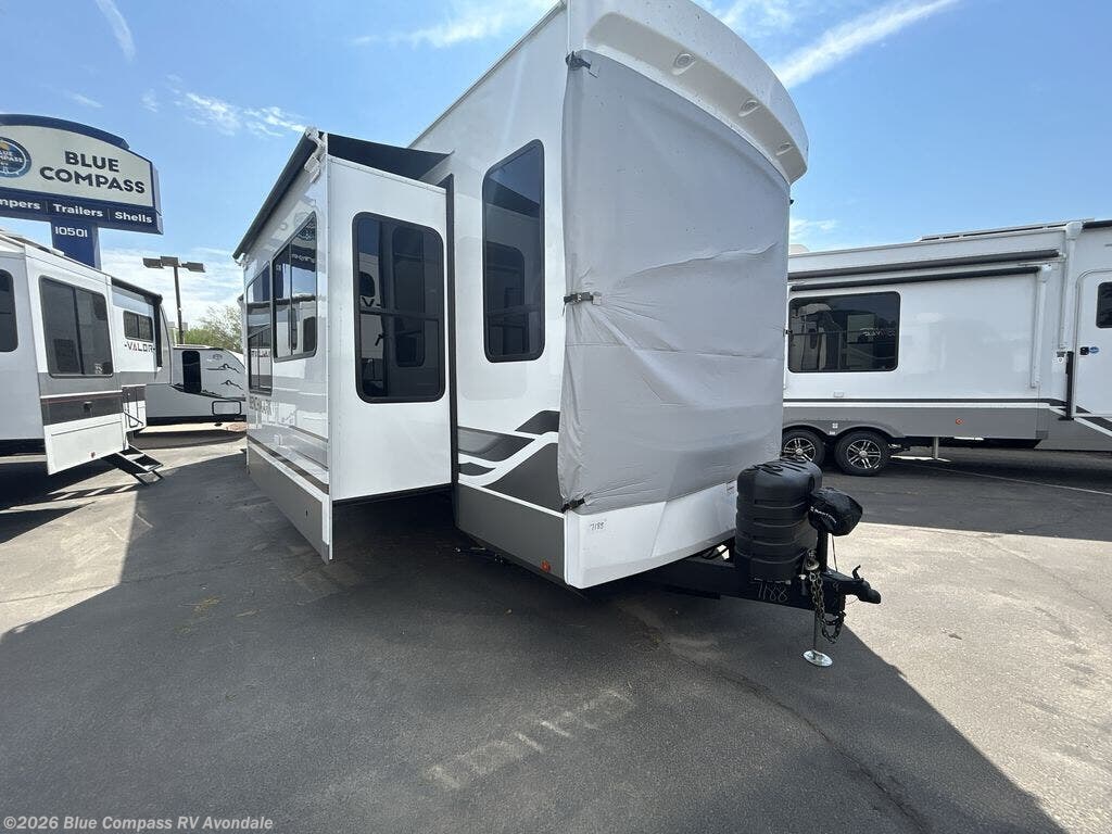 New 2026 Alliance RV Benchmark 42LFT available in Avondale, Arizona