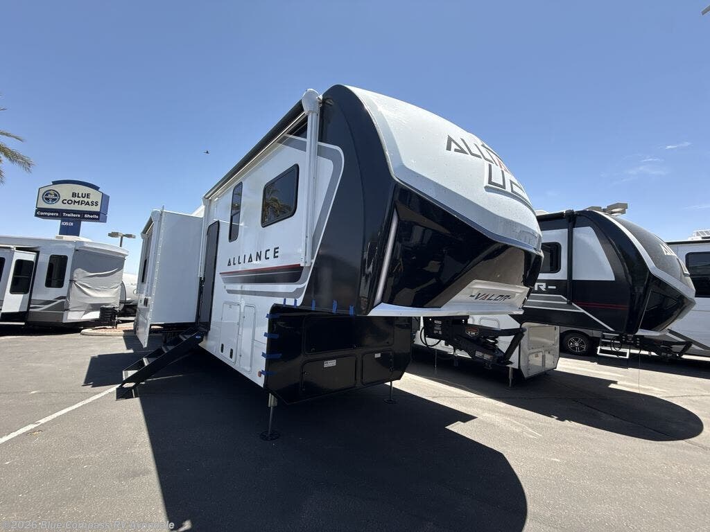 New 2027 Alliance RV Valor 44V14 available in Avondale, Arizona