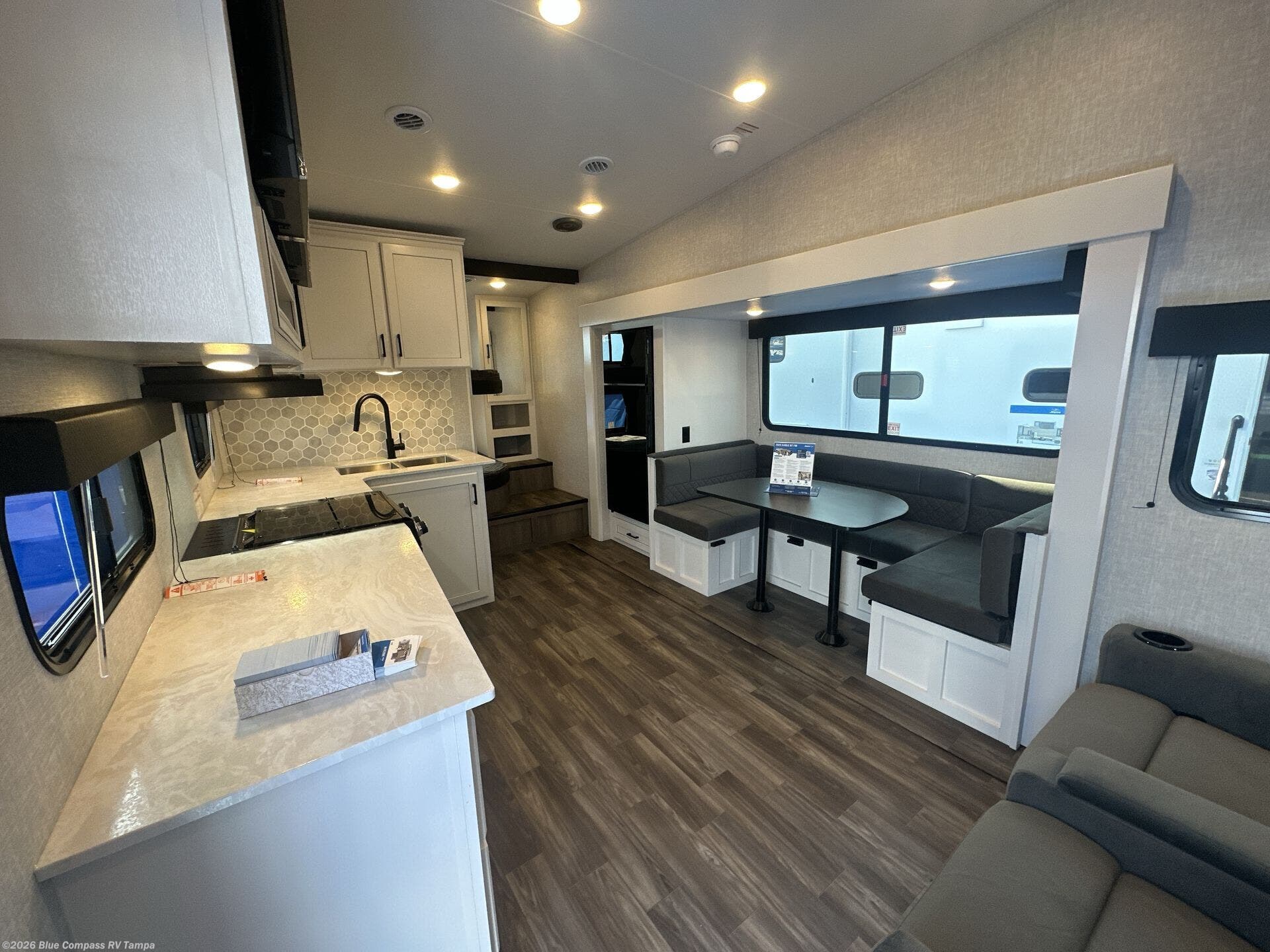 New 2025 Jayco Eagle SLE 28BHU available in Dover, Florida