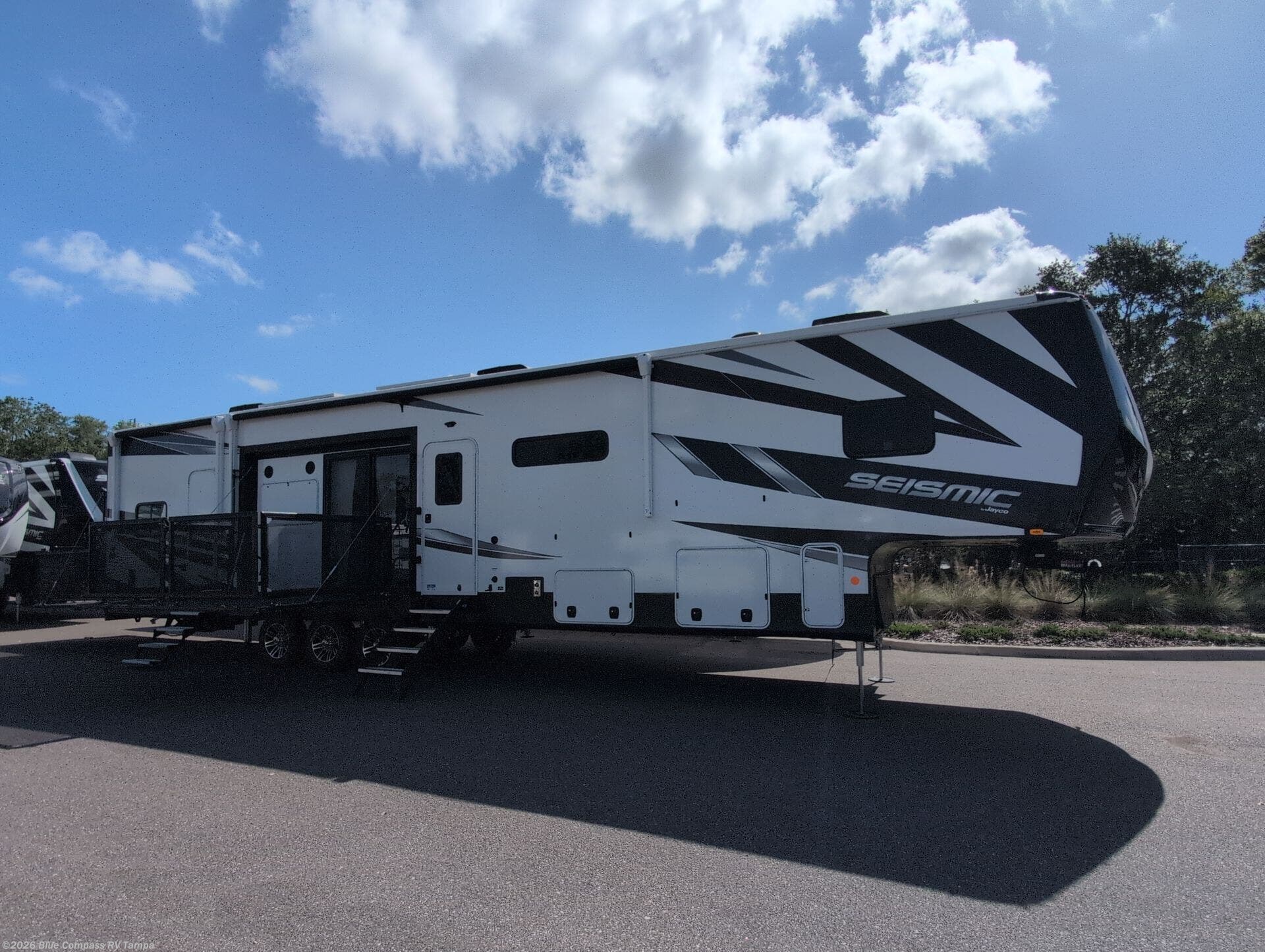 New 2025 Jayco Seismic 413 available in Dover, Florida