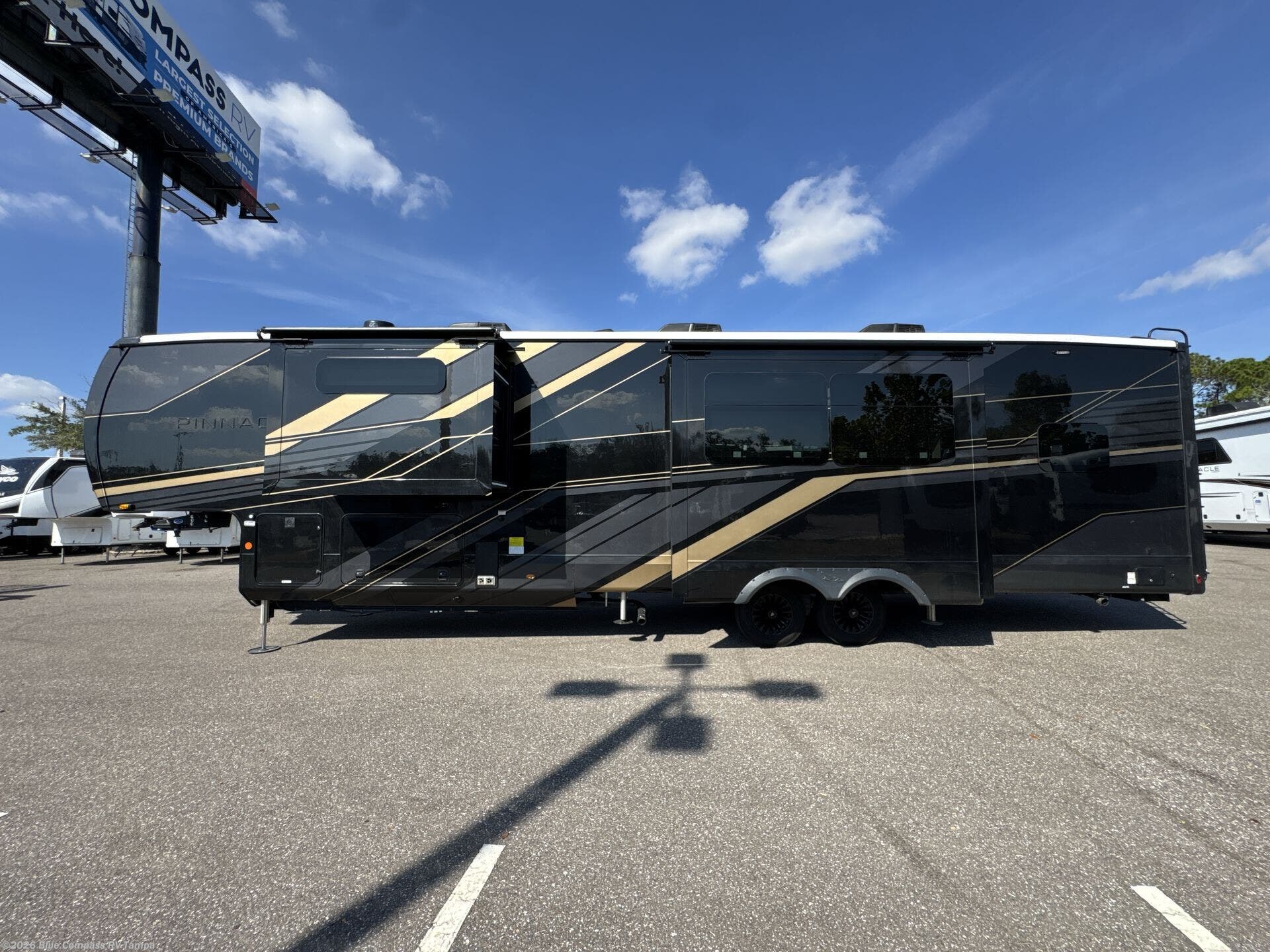 New 2026 Jayco Pinnacle 38FBRK available in Dover, Florida