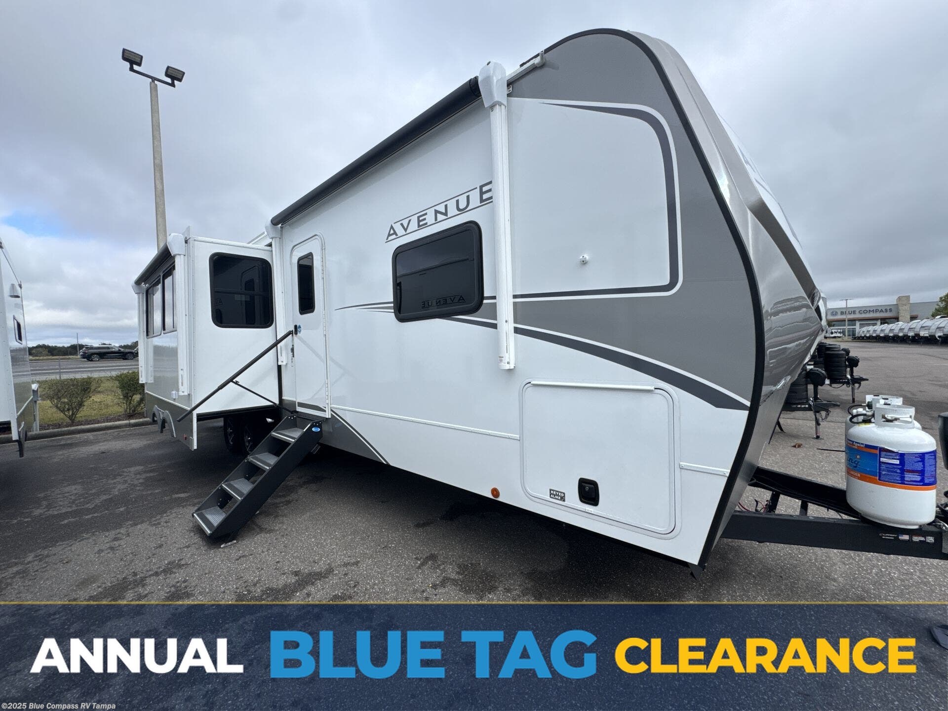 New 2026 Alliance RV Avenue 333BH available in Dover, Florida